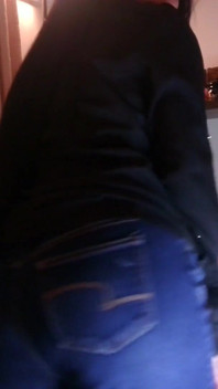 Mein arsch sieht gut in jeans aus