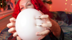 Arya Grander: ASMR vzduchové balónky nohy video