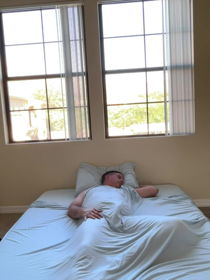 Duke Silver: デューク・シルバーは助けが必要そうだ