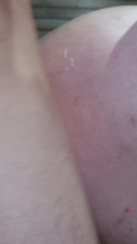 Lavement anal dégoulinant, fouetté à la crème, fétiche, b/g, creampie
