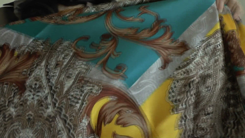 Lady Victoria Valente: Afternoon Headscarf Try-on, Part 1 - Lady Victoria Valente