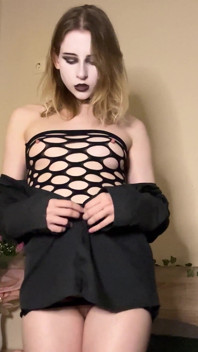 Goth Pixie Shadow Bed - vaild dildo savaari ke lie phishnet strip