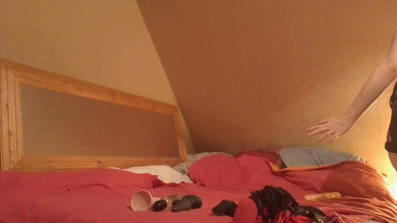 Couple porno hard strapon: She Sucks Me Like a