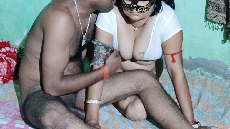 NituRandi94: Hintli adam seks videoları Hintçe ses