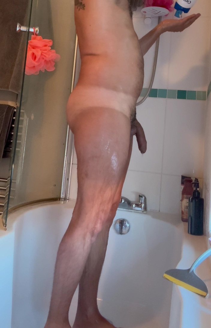 Kadu: Kamerayı heteroseksüel arkadaşların tuvaletine sakla.