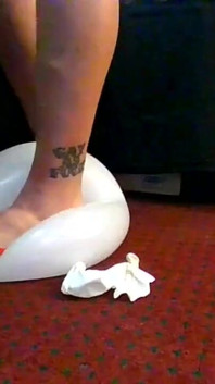 Flip Flops Popping Balloons
