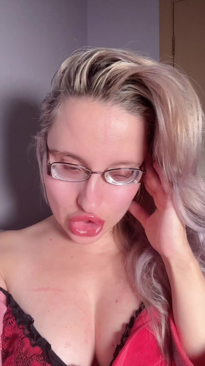 FinDom Goaldigger: बड़े होंठ जुनून चुदाई के लिए चुदाई paypig