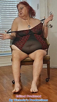 İri Güzel Kadın Olgun Kızıl Saçlı Hemşire Vicki Models Iç Çamaşırı