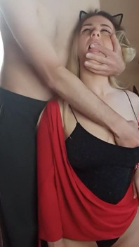 Šukej moje prsa a naplň je svým spermatem