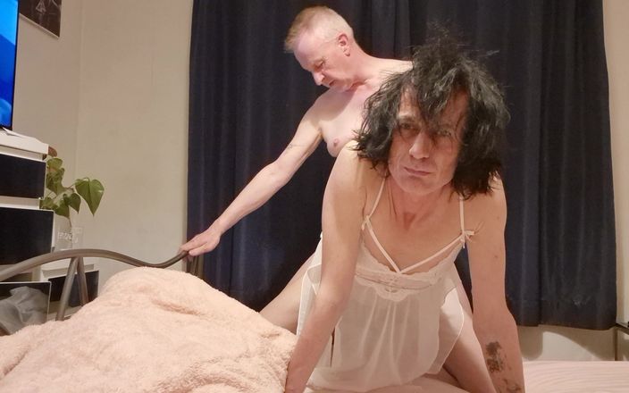 Gigi and David: Plezier met Gigi en Dave Archive, tranny vriendin en man...