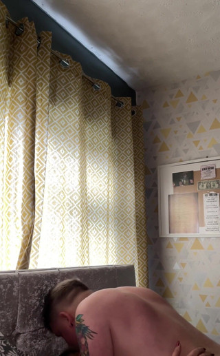 Filthy British Couple: Táta mě ch0king a používá moji děvku kundu, dokud nevyloží!