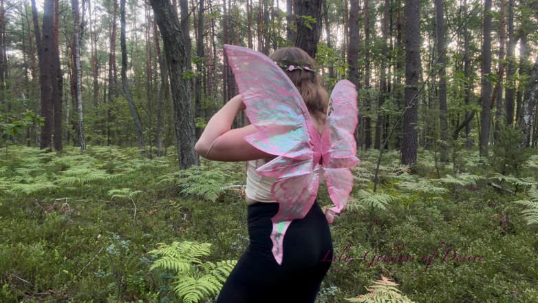 Lily, Goddess of Desire: Je ontmoet een bosnimf die je pov betovert