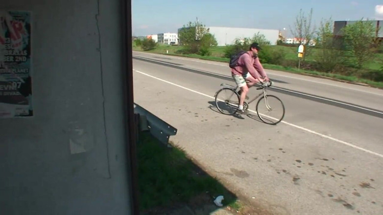 Out Sexxx: Blowjob outdoor for a nasty amateur slut