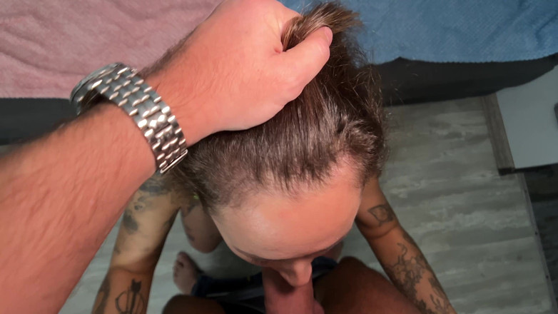 LeoCasanova: La mia vicina è venuta a chiedere acqua, ma ha finito...