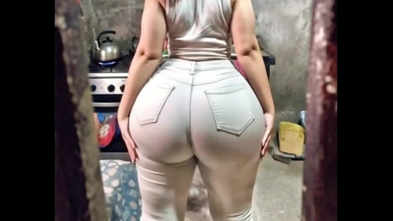 Xprohibidox1: Vecina limpiando mit dickem arsch