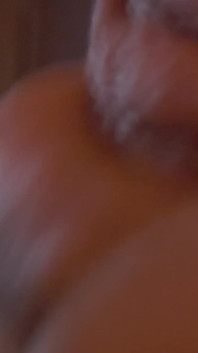 Buzzes Close up Pre-cum