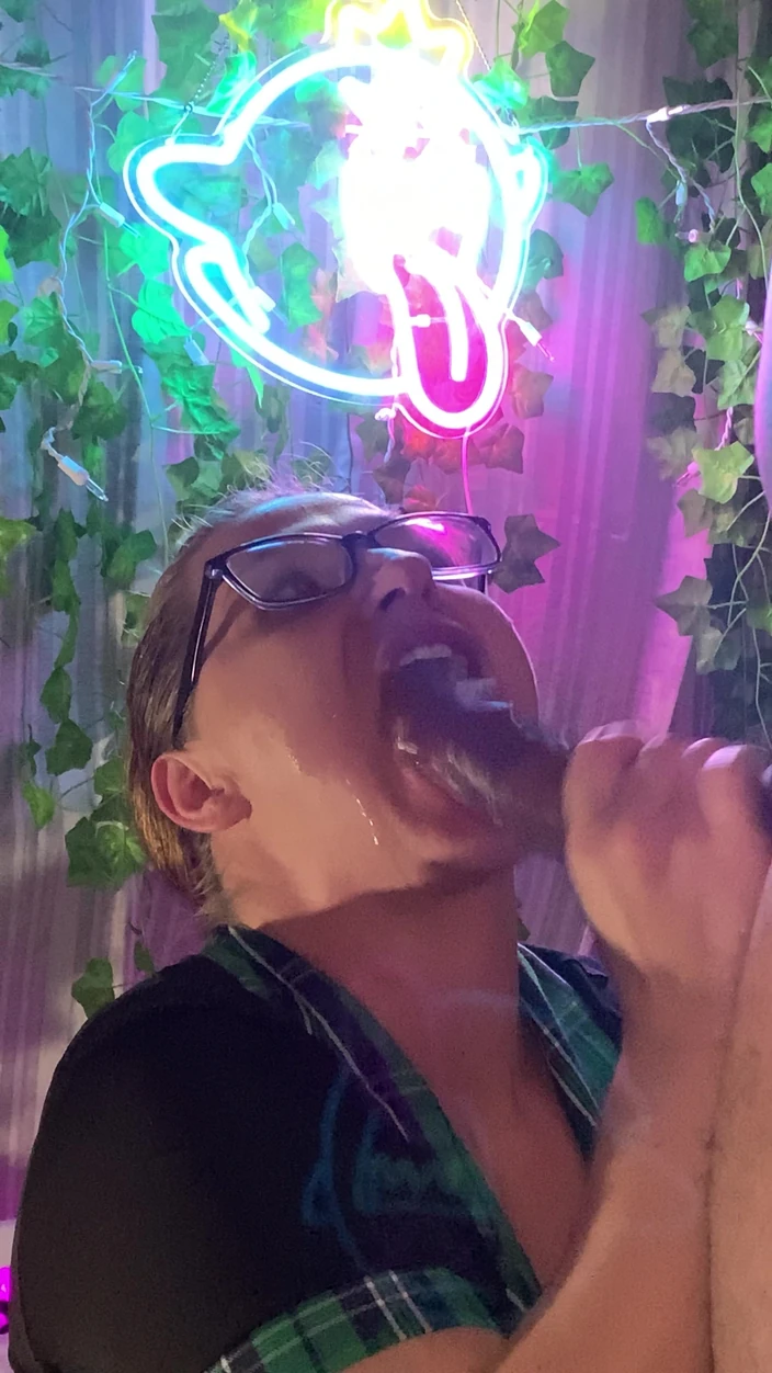 DripDrop Productions: Dripdrop Behind the Scenes!! Kay Lee Sucking Bradley's Soul Out!!