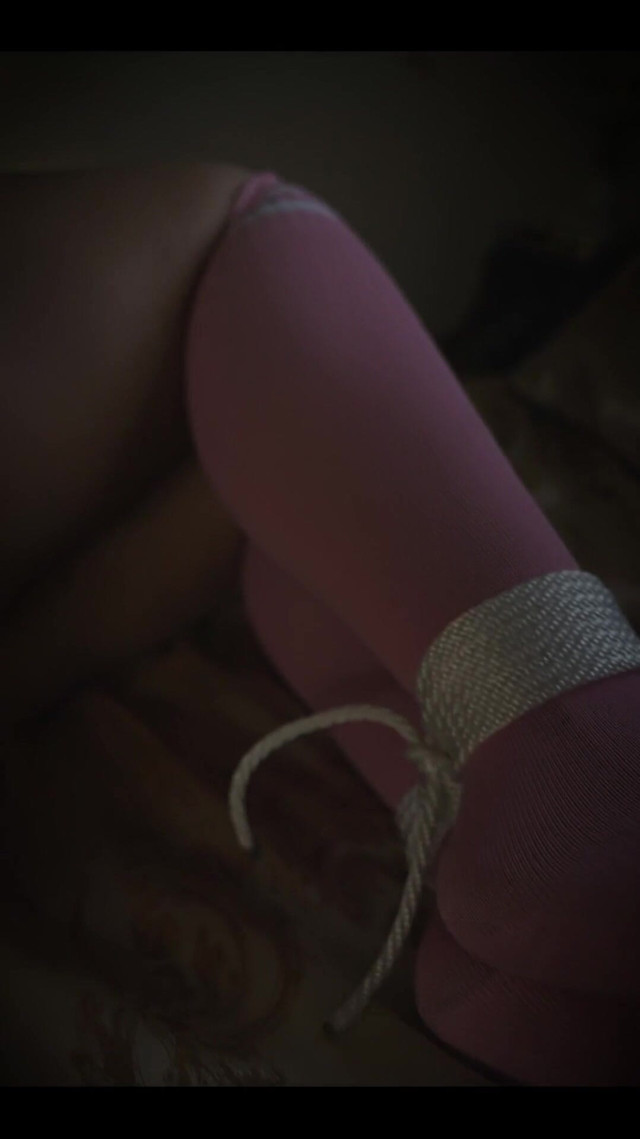 A First Look at My Bondage Shoot! This Was so Fun I'd Love to Do More (Rosie Fields)