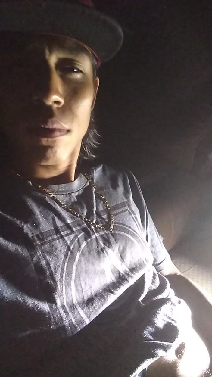 AlexAlejandro13: I Go Live in the Mornings