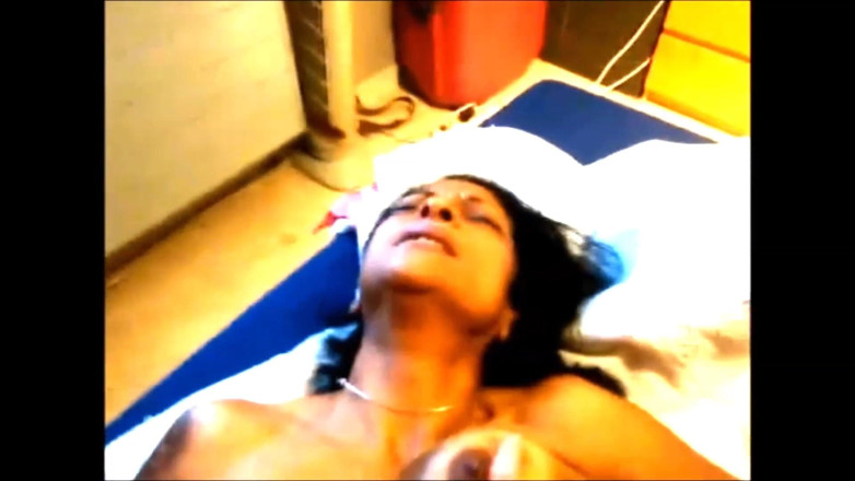 African Beauties: Ateşli latin orta yaşlı seksi kadın beyaz yarağına aç