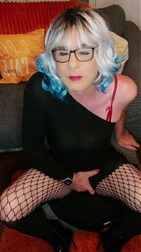 Crossdresser Juniper Beri Leeds Yorkshire Marea Britanie