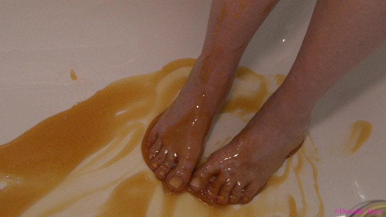 Danielle Maye: Sticky Toes