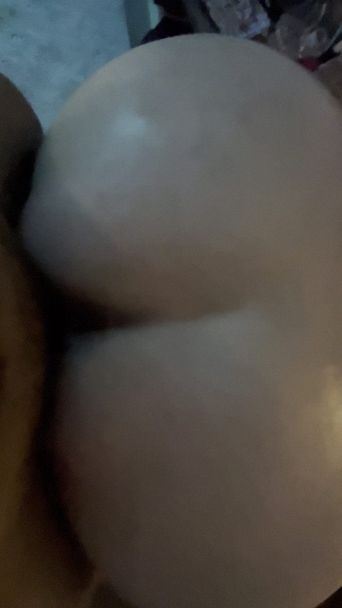 El Miggy 6x9: Essa é uma buceta molhada