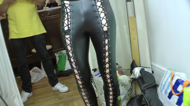 Trans and Co: Dietro Le Quinte Del Video Porno Di Una Bella Trans...