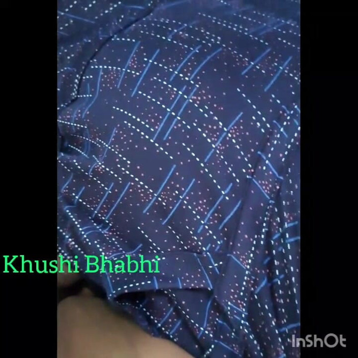 Sanjusingh109: Khushi Bhabhi doprowadza swojego szwagra do jej ssania ... Woda wychodzi...