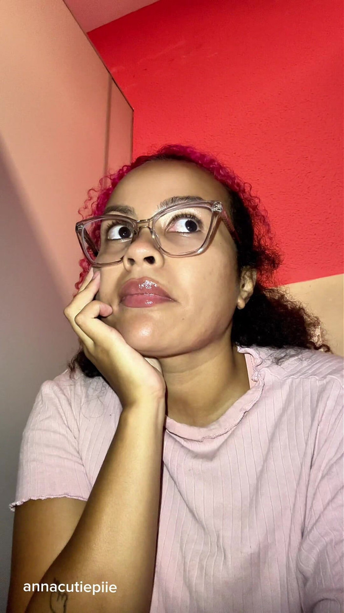 Cutiepiie Chubby: Public Bathroom Gassy Girl Tries to Hold It but Farts...