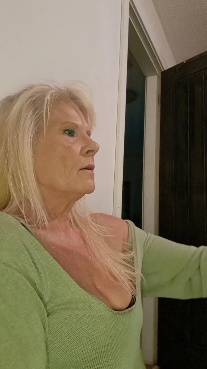 Milf-T: Sexy Grandma makes him Cum.mp4