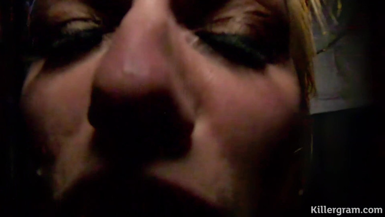 Killergram: Slutty tonåring möter Doggers i Back Alleyway för en smutsig...