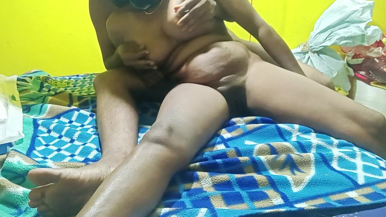 Indianvideos8080: Indian Village House żona gorący pokaz i skurwielona żona