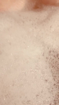 Bathing Pussy