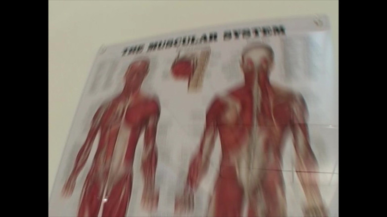 Dirty Lesbian: 18-jährige Teen-blondine Lutscht 2 Schwänze Und Schluckt Sperma