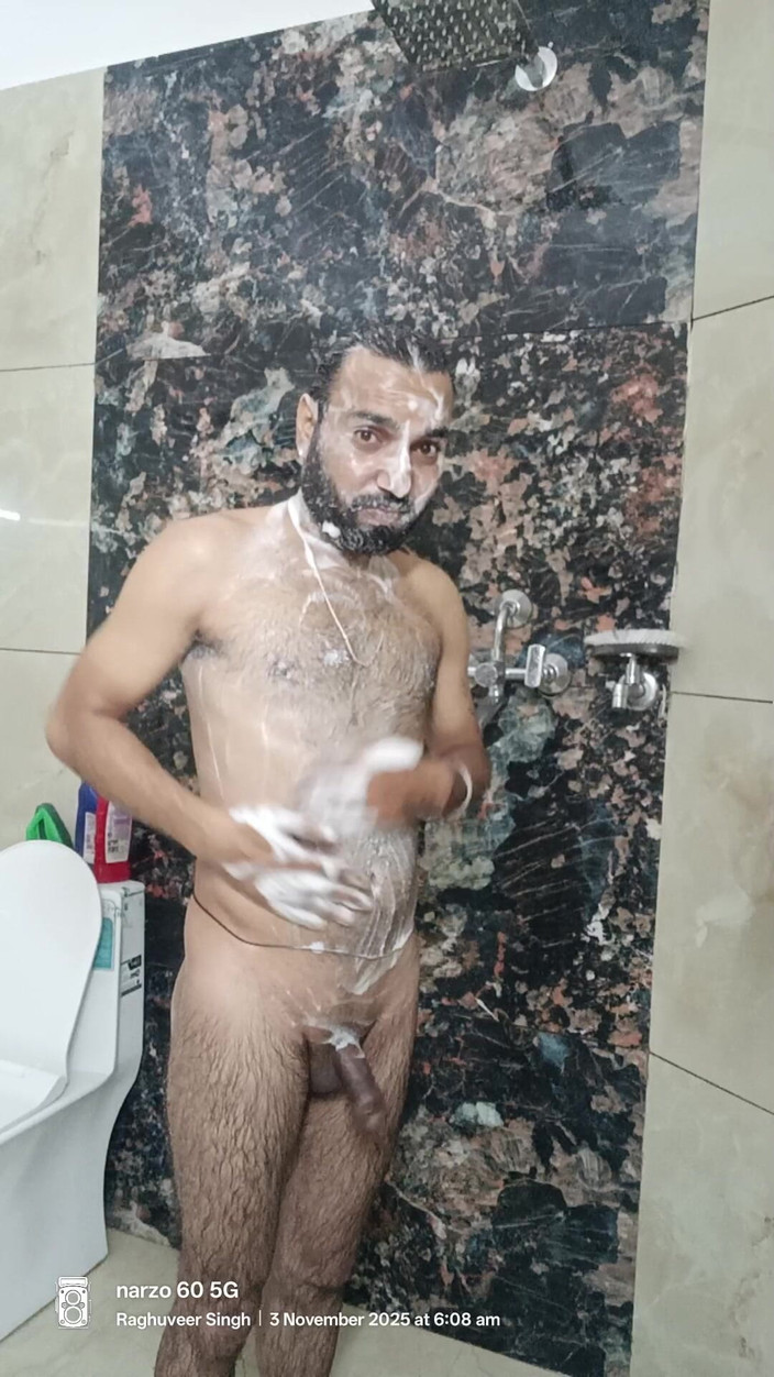 Rajasthani-old-lover: Desi polizistin beim duschen