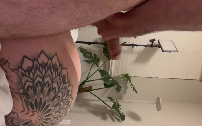 Bigmax8inch: Dichflash After Teasing by Feets He Cum on Me 4 Times...