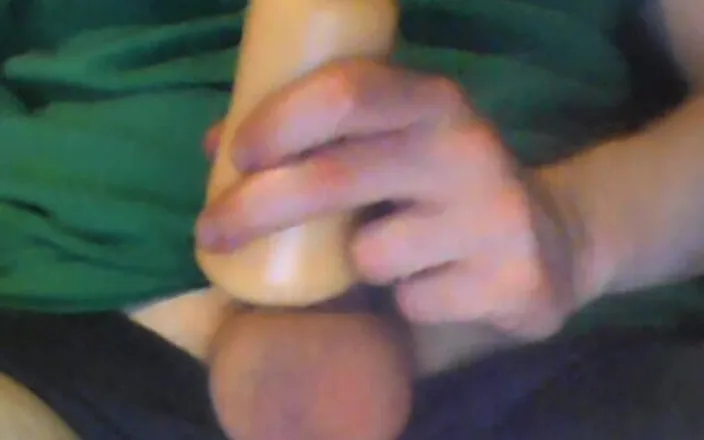 Scoutxxy: Masturbating with Condom and Fleshlight Pussy