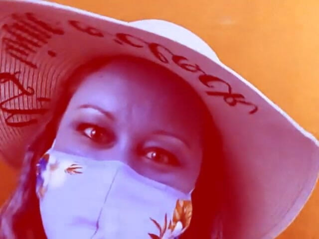 Campsissyboi: Curvă efeminată care antrenează toate versiunile video de pe plajă