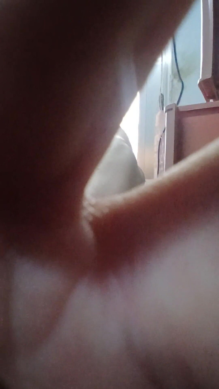 Gaysian fun: Otevři okno v místnosti a svlékněte se