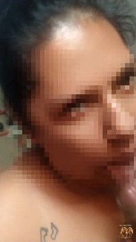 Kakak ipar saya menghisapnya dengan baik