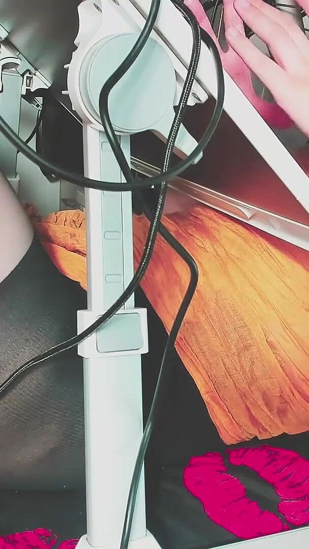 The Teacher Be Like What the Fuck Is Wrong with You, Bitch I'm Cumming (Lvxbljs)