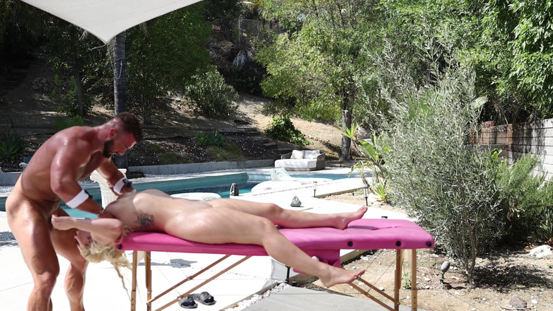 Alfiecinematic: Massage session till knull session med sexig blond Vanna Rose