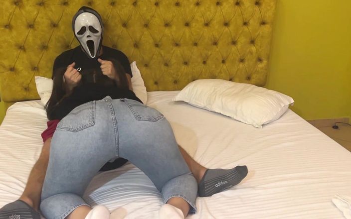 A couple of pleasure: GhostFace получает бесплатный минет для Хэллоуина
