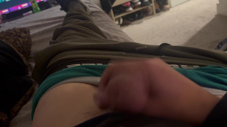 Longdong 69: Jerking off