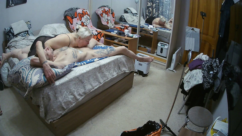 Zona901: Оральний секс з подругою і гаряча товста сперма тече з члена