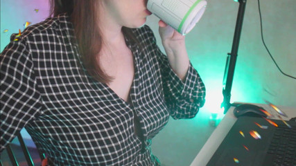 Thumbnail of Hairypussy MILF Drink a Lot of Sparkling Water and Then I Burp, a Lot of Burps, Then Pissing in the Toilet