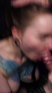 28 Výstřiky na 30 děvkách!! 1 hodina děvky Casanova s faciálem (sv. 2)