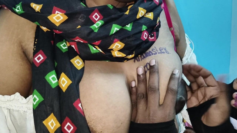 SneakyManner48: Indische tante tattoo klant, had ik onverwacht seks met haar...