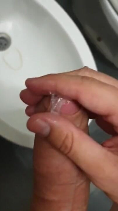 Dickflasher: Před špatnou masturbací